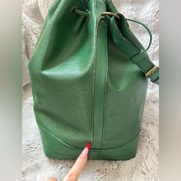 Sold - Picture 3 of 15